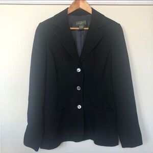 Women’s Eddie Bauer black blazer size 6